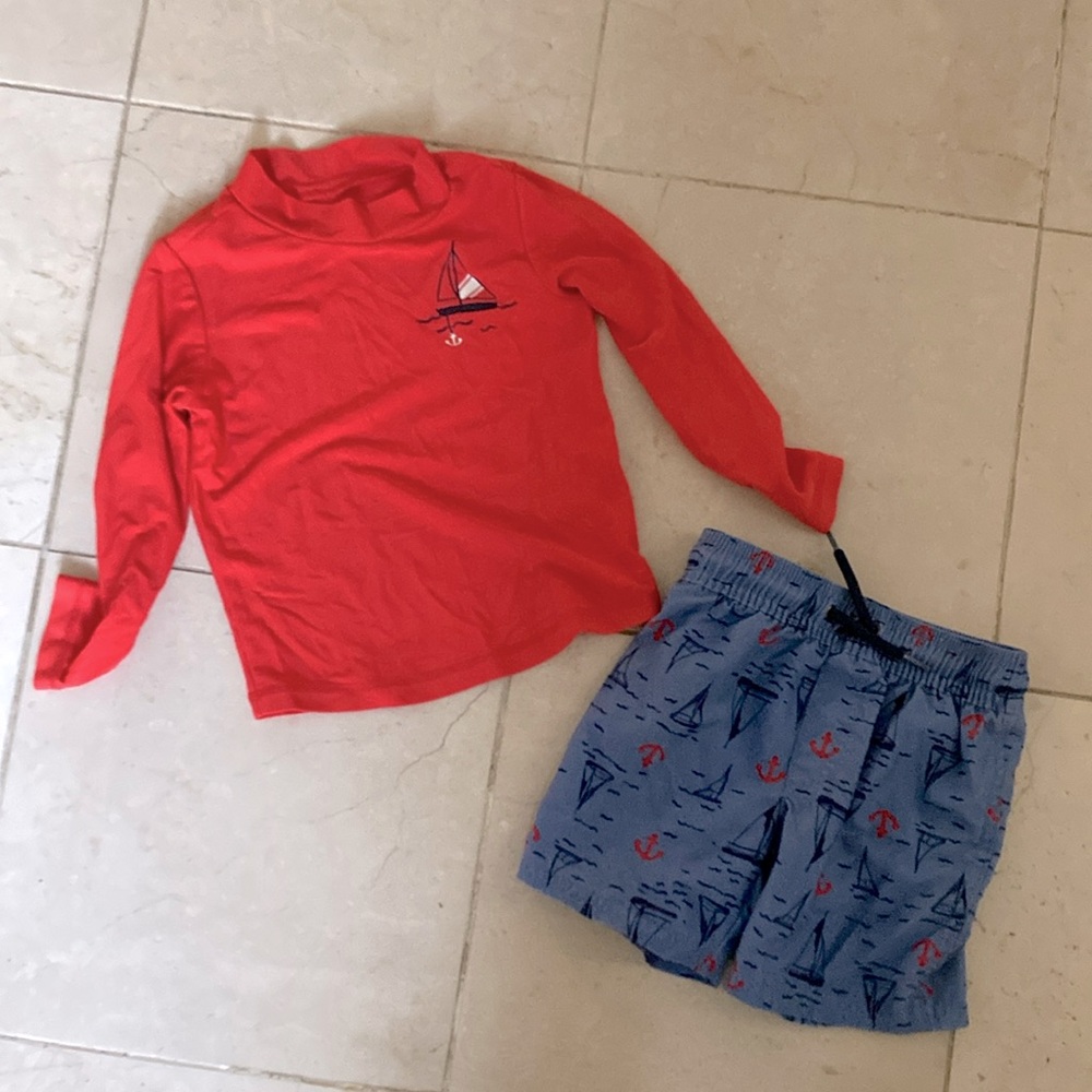 Carters swim outfit. Top and bottom 2T boys